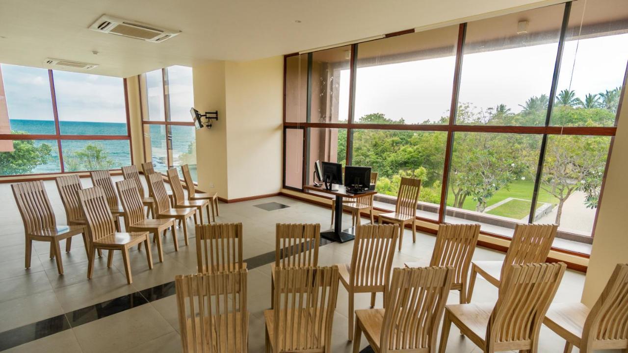 Sooriya Resort & Spa Tangalle Bagian luar foto